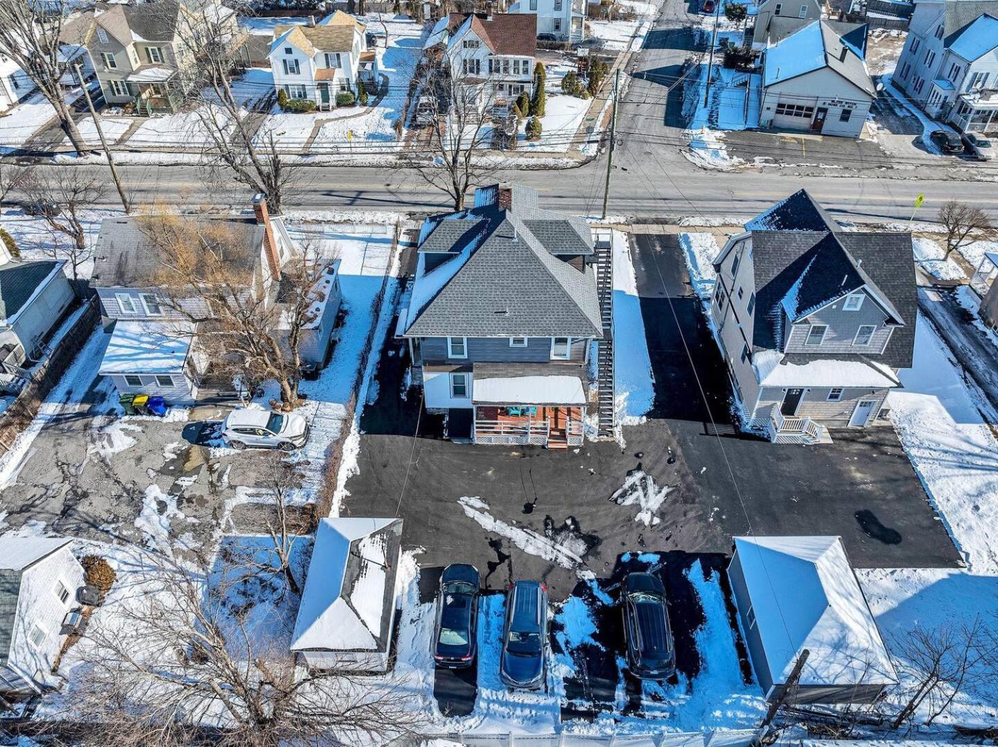 Welcome To Hat City Danbury, A Suburban Retreat Exteriör bild